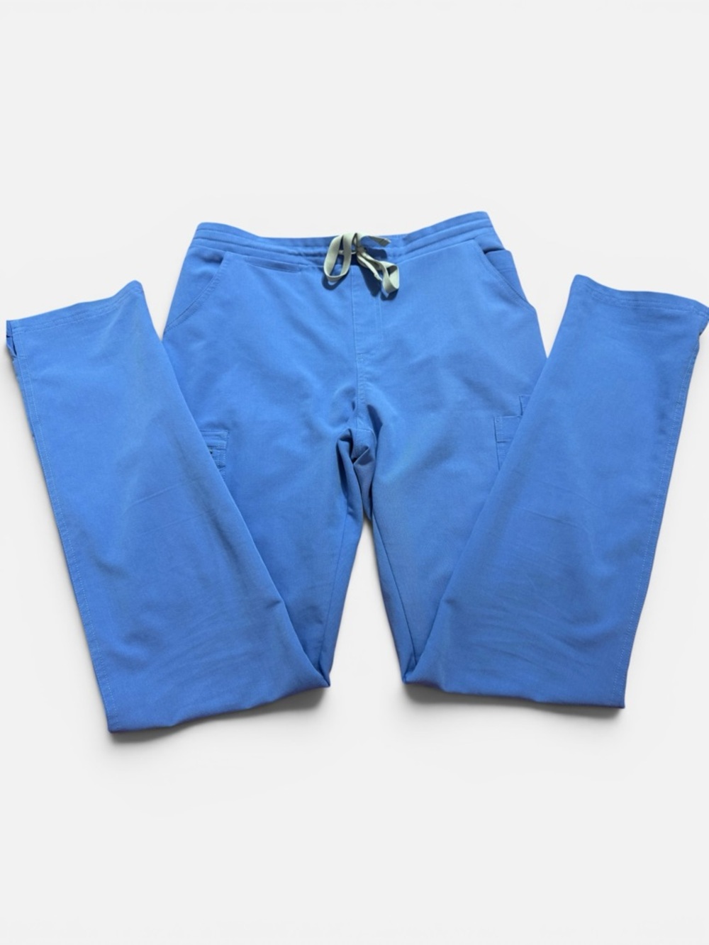 NWOT Women’s Figs Yola Skinny Scrub Set, Ceil Blue, Small & Small Tall - Picture 5 of 7
